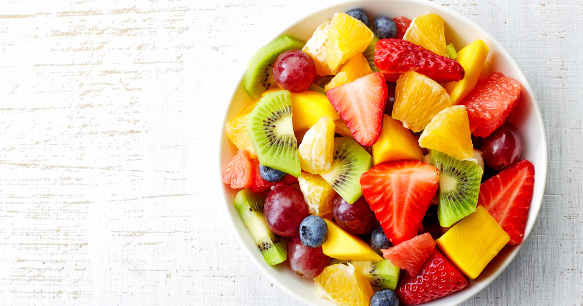 Bowl of sliced fruit