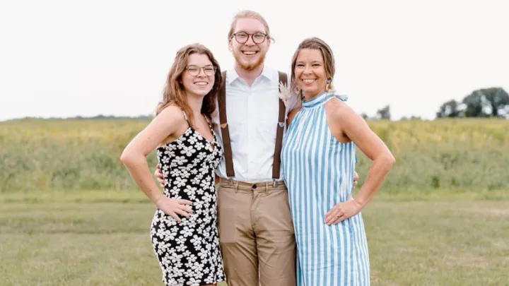 Lynda Bortmess and children Aubrey and Colin