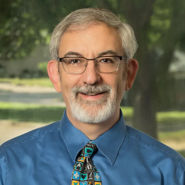   David W  Swift, MD
